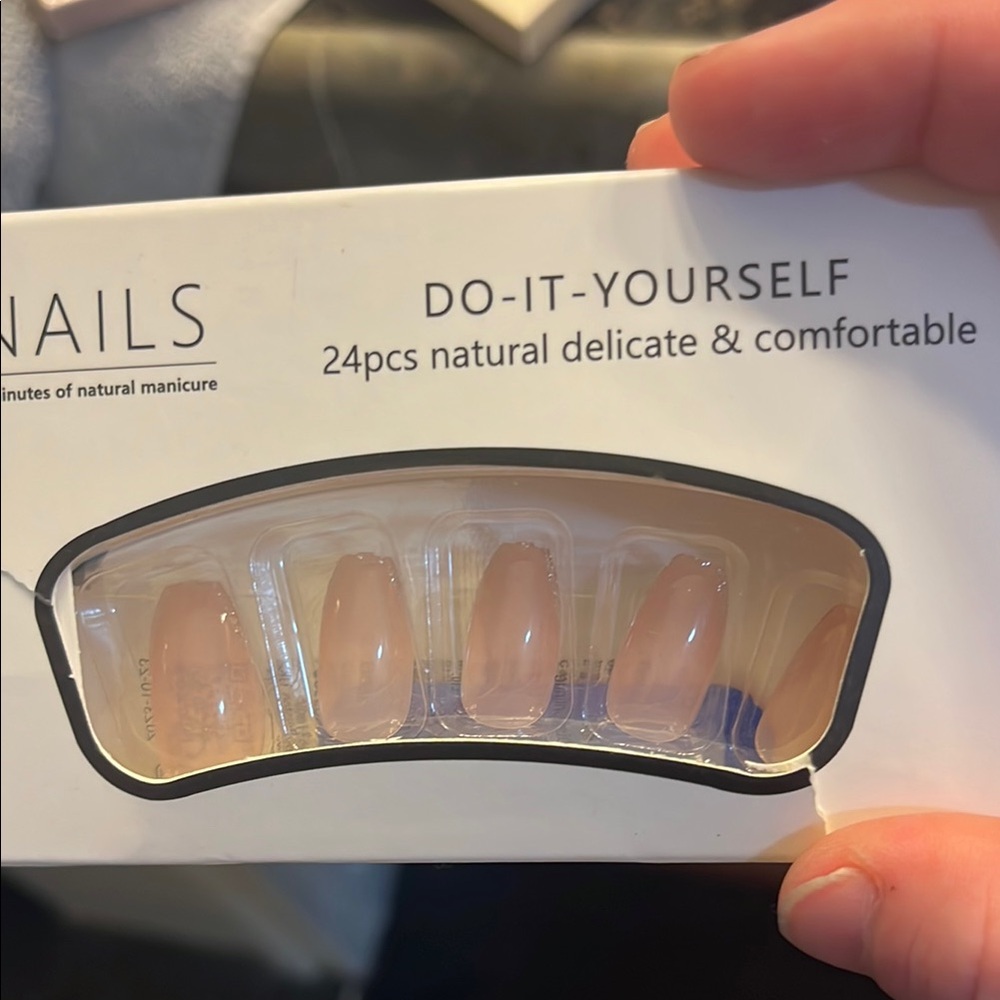 Natural Nude Press-On Nails Set
